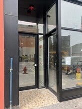 Building Photo - 45 Front St