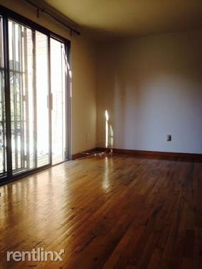 Building Photo - 46 W 76th St