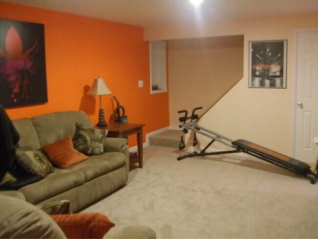 Building Photo - 6444 Trussel Oak Ct