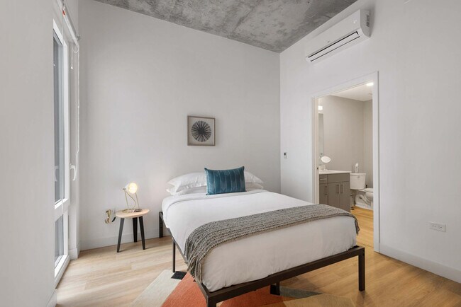 Foto del edificio - 853 W Blackhawk St