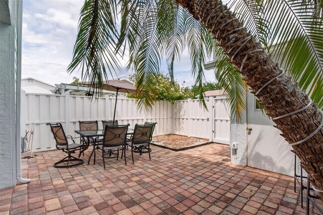 Foto del edificio - 6660 Cape Hatteras Way NE