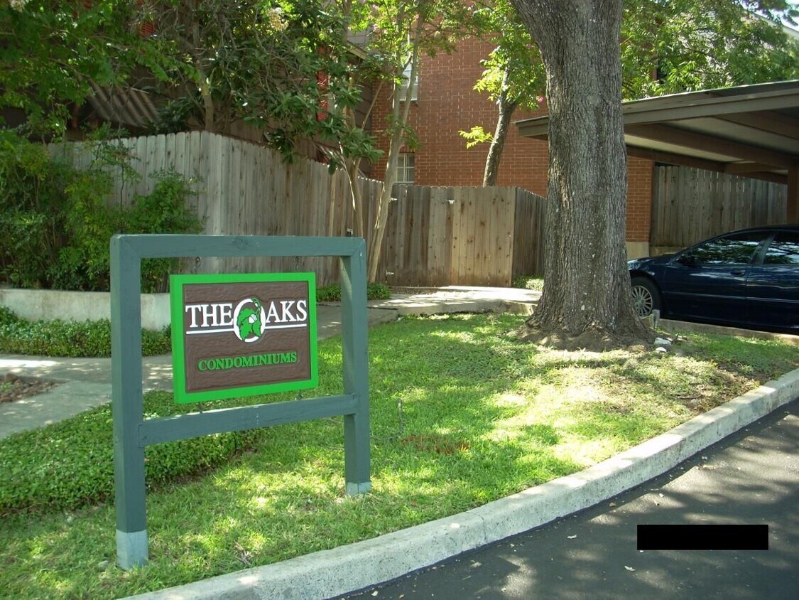 Foto principal - 2300 Nacogdoches Rd