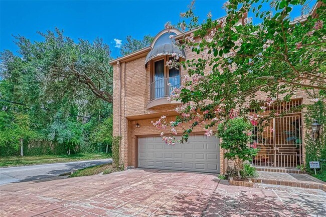 Foto del edificio - 1331 Bissonnet St