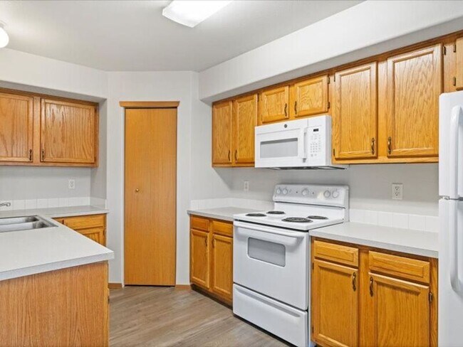 Foto del edificio - 6305F Chapel Hill Blvd