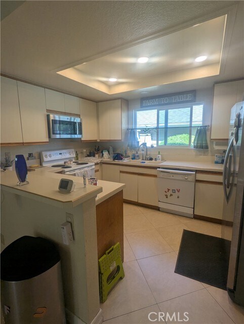Foto del edificio - 28262 Glenbrook