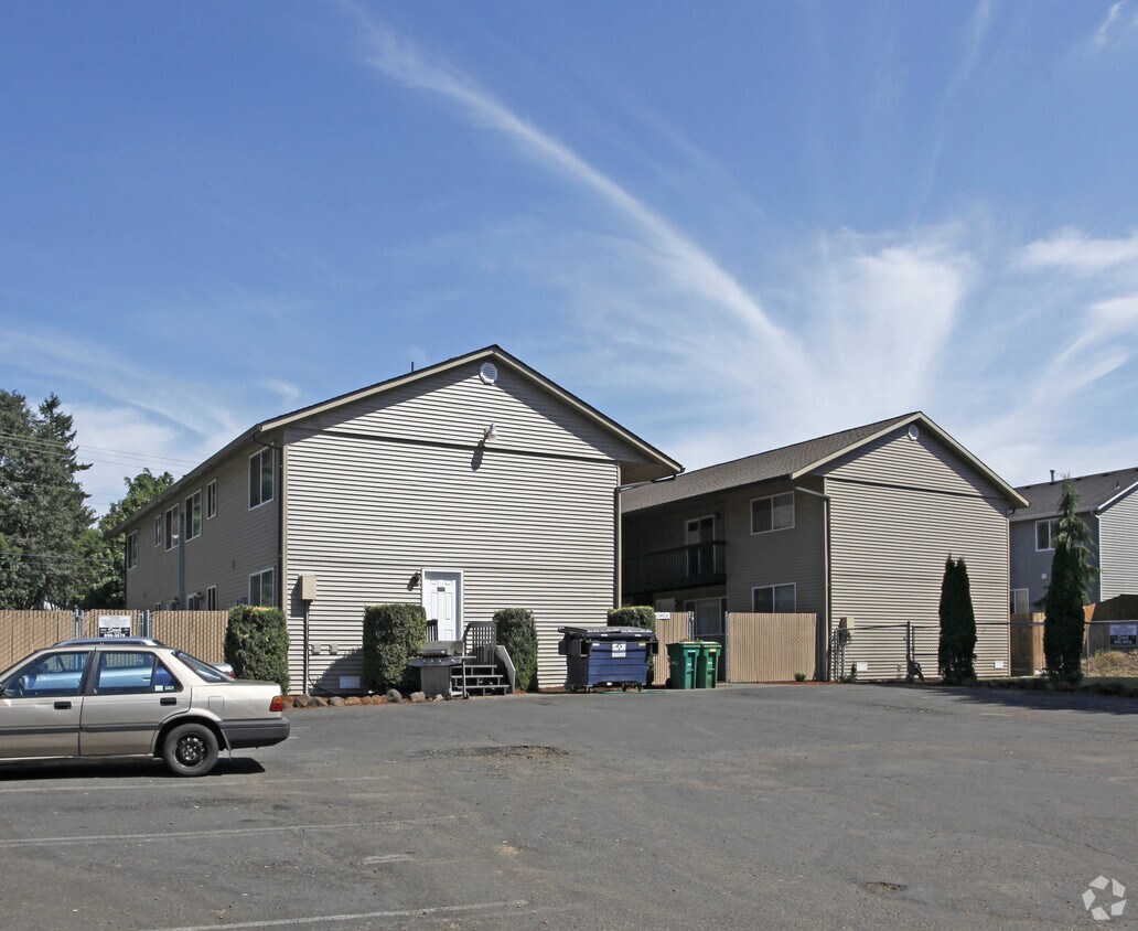 Primary Photo - 11111 NE 48th Cor