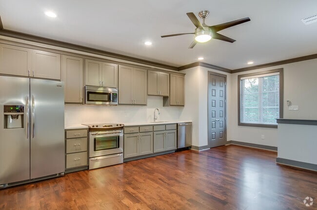 Building Photo - 516 E Ashby Pl