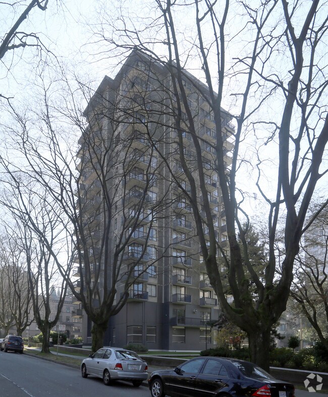 Photo du bâtiment - 945 Jervis Street