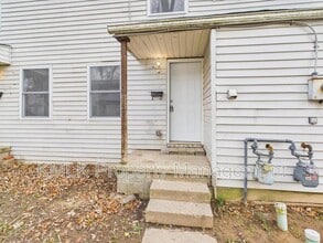 Building Photo - 9042 Maple Grove Rd