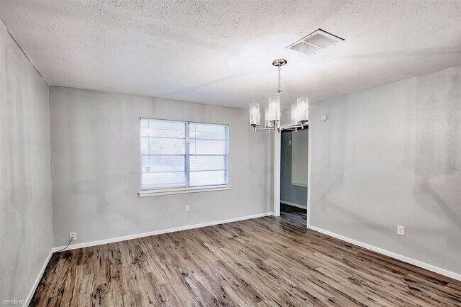 Building Photo - 3 br, 2 bath House - 213 Pamela Dr