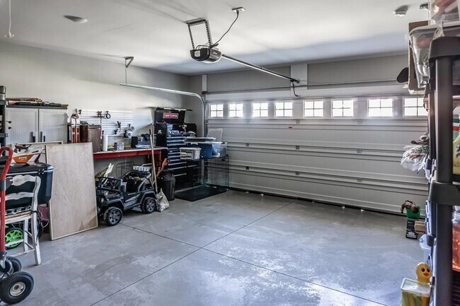 Foto del edificio - 515 Villa Ln