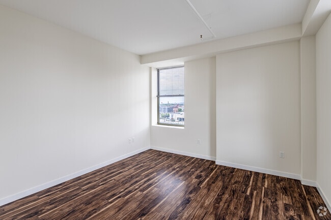 2HAB, 1BA - 829 ft² - Habitación - The Beacon