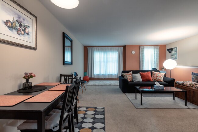 Foto del edificio - 615 N 44th St