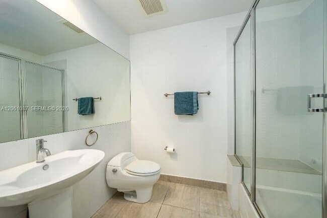 Foto del edificio - 3250 Grand Ave