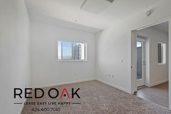 Foto del edificio - 11405 Chandler Blvd