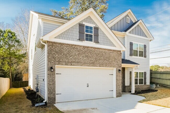 Building Photo - 2501 Kolb Manor Cir SW
