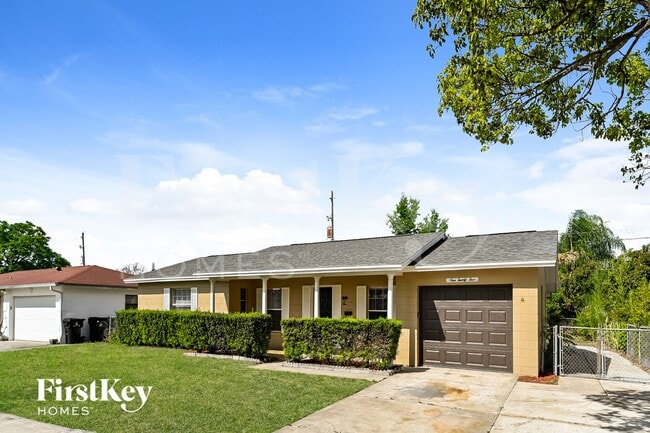 Foto del edificio - 924 Brockway Ave