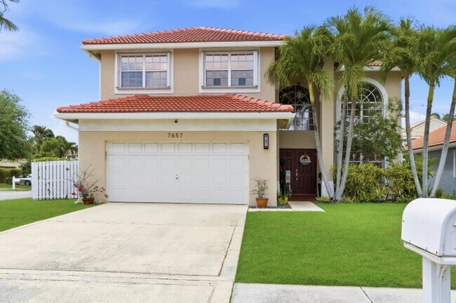 Foto del edificio - 7657 Thornlee Dr