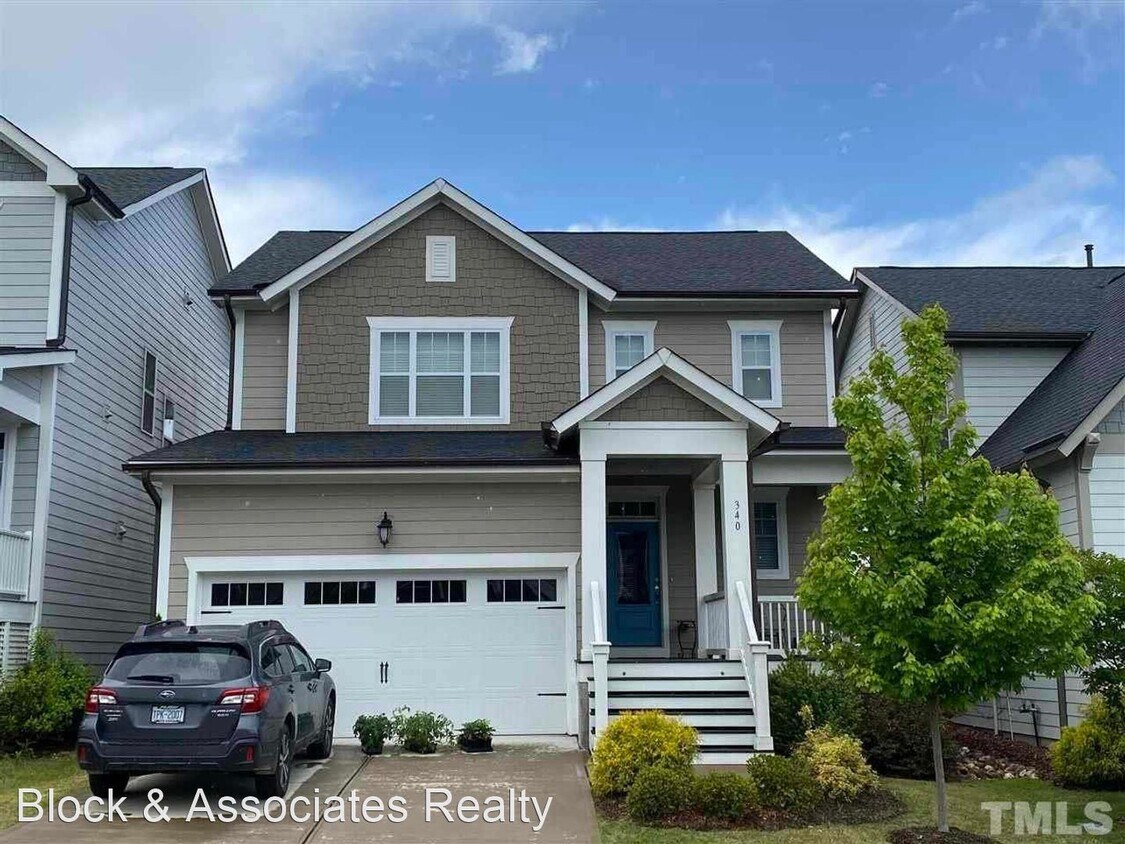 Foto principal - 340 Mallard Landing Dr