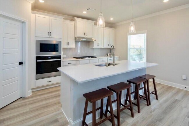 Foto del edificio - 6109 Black Pear Ln