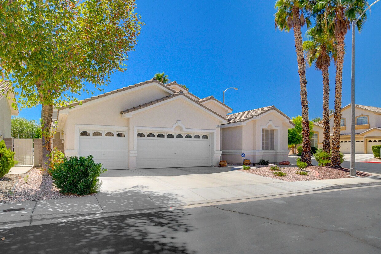 Foto principal - 3051 Hills of Gold Ct