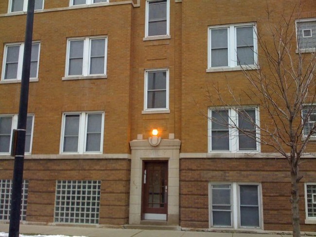 Primary Photo - 1803 S 50th Ave