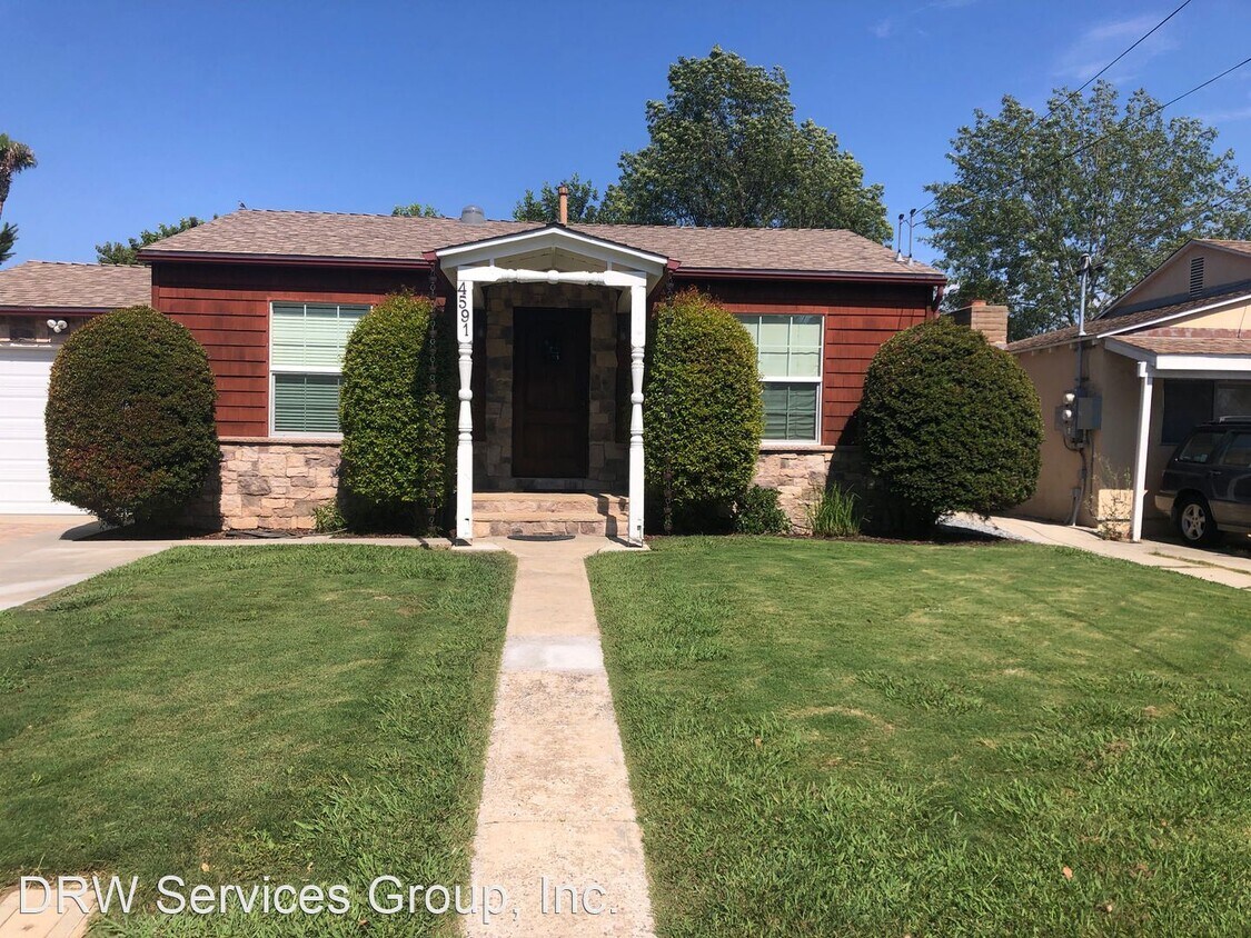 Foto principal - 2 br, 1 bath House - 4591 68th St