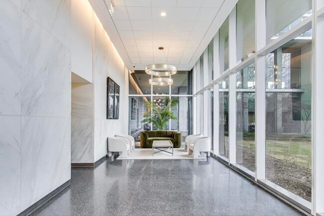 Building Photo - 9655 Woods Dr