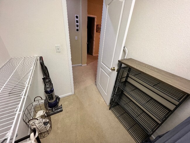 Foto del edificio - 3857 Stonebrush Dr