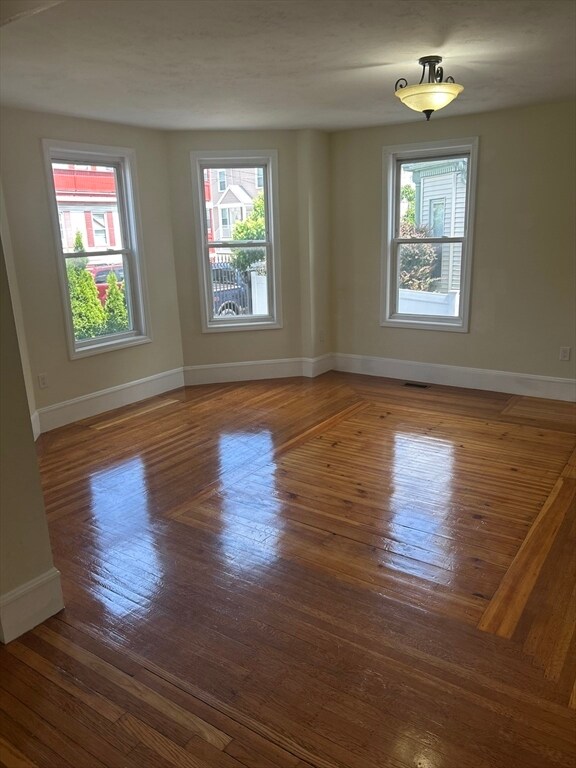 Building Photo - 393 Seaver St