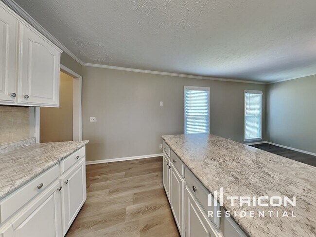 Foto del edificio - 2103 Winthorne Ln