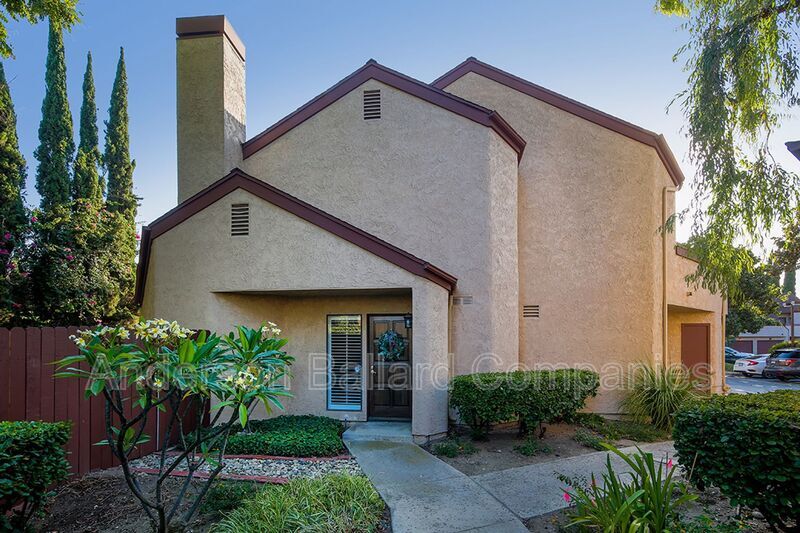 236 E Walnut Ave Unit J, Monrovia, CA 91016 Condo for Rent in