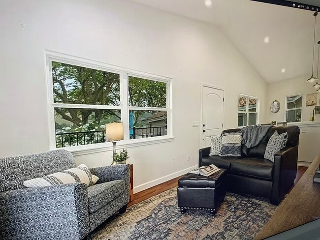 Building Photo - 9148 Santa Margarita Rd
