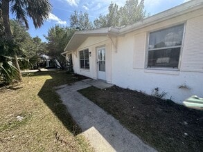 Building Photo - 14315 SW 39th Ct Rd