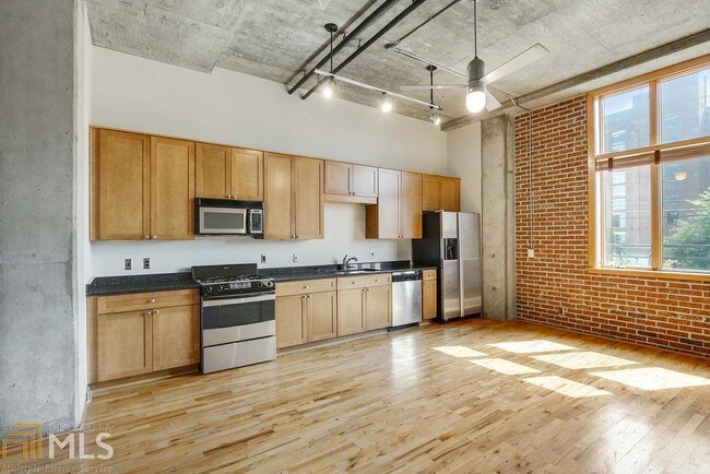 Building Photo - 660 Glen Iris Dr NE