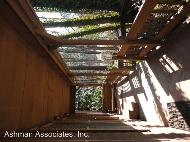 Building Photo - 4 br, 2.5 bath House - 3220 Ethan Drive