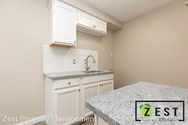 Building Photo - 1 br, 1 bath Apartment - 564 - 566 Marquet...