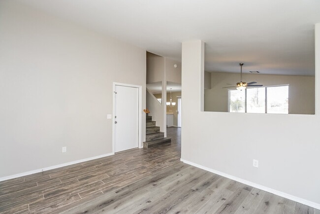 Building Photo - 1456 S Boulder St