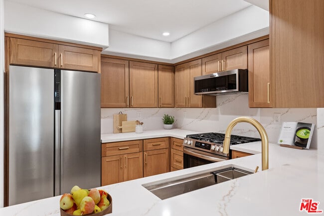 Building Photo - 5500 Torrance Blvd