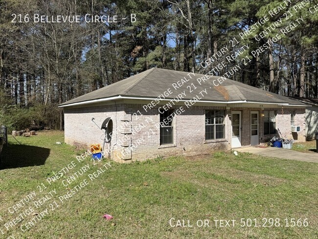 Foto del edificio - 216 Bellevue Cir