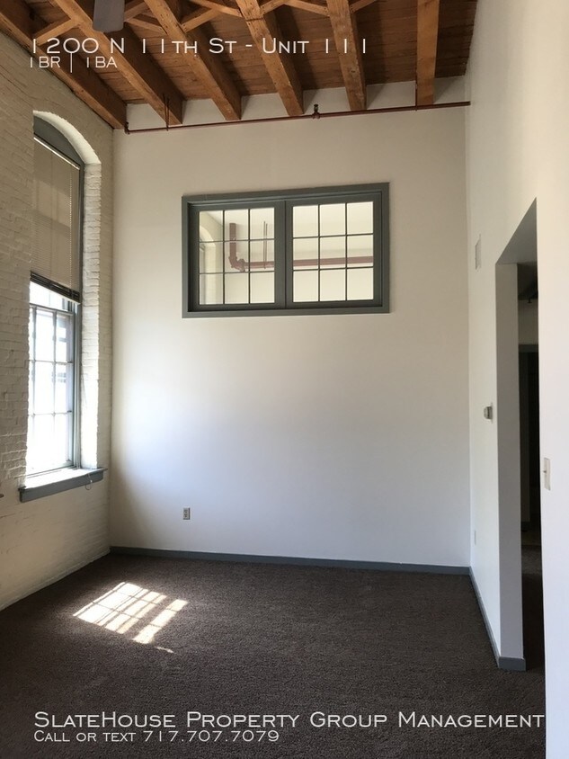 Building Photo - Converted Warehouse Apartment Space
