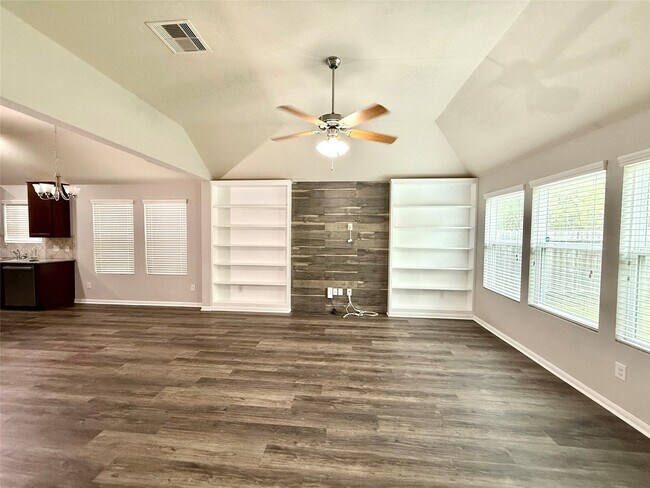 Foto del edificio - 10646 Chestnut Path Way