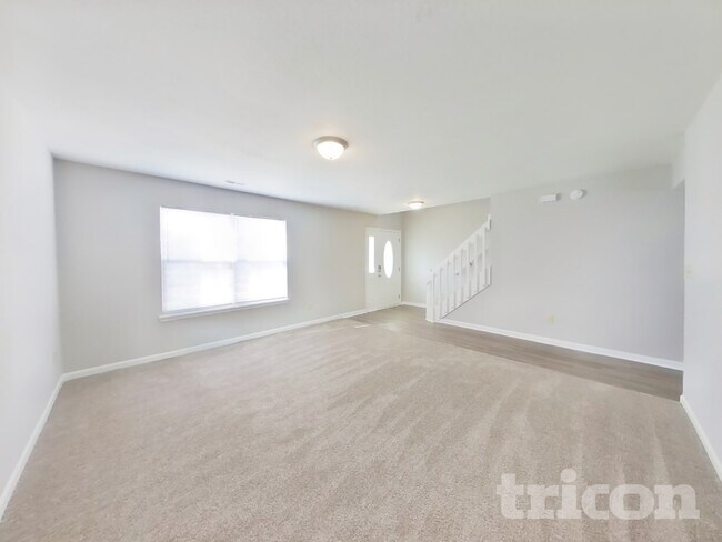 Building Photo - 87 Lasalle Ln