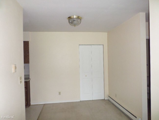 Building Photo - 217 N Charleston Blvd
