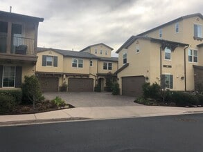 Building Photo - 16353 Veridian Cir