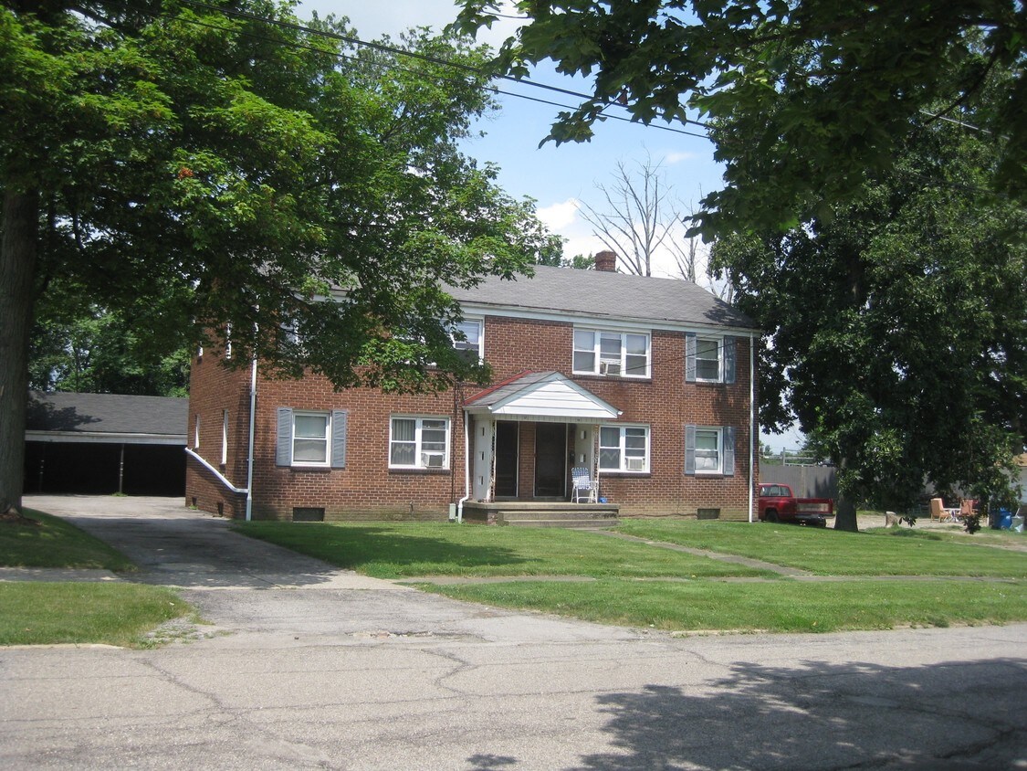 44-50 PARKGATE - AUSTINTOWN BRICK 4-PLEX