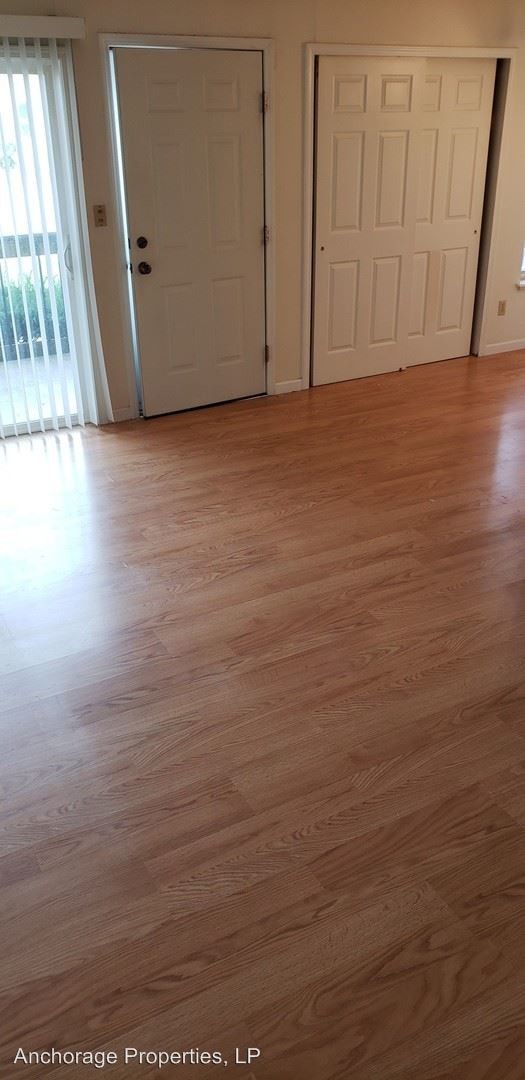 Foto del edificio - 2 br, 1.5 bath House - 709 W. 9th St