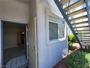 Building Photo - 2201 Ramsgate Dr
