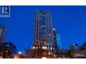 Building Photo - 535 Smithe St