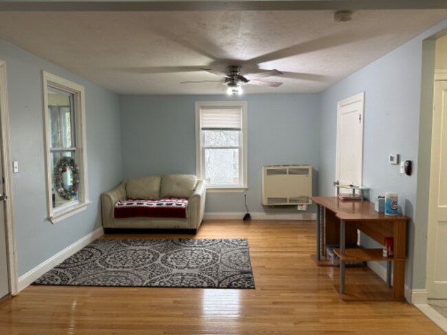 Building Photo - 17 Puritan Ave